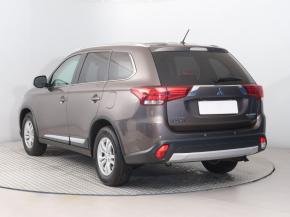 Mitsubishi Outlander  2.0 