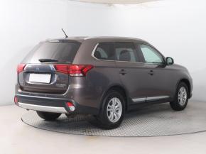 Mitsubishi Outlander  2.0 