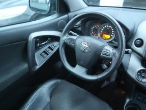 Toyota RAV 4  2.0 VVT-i 