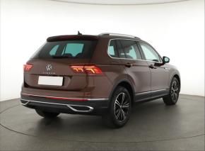 Volkswagen Tiguan  1.5 TSI Elegance 