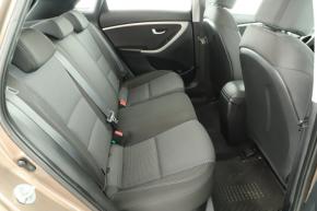 Hyundai i30  1.4 CVVT 