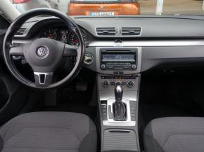 Volkswagen Passat  2.0 TDI 