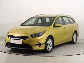 Kia Ceed  1.5 T-GDI MHEV 