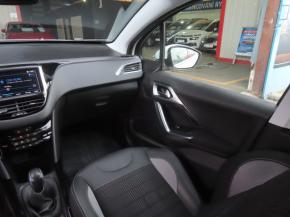 Peugeot 2008  1.2 PureTech Allure 