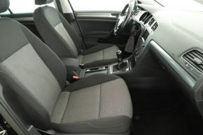 Volkswagen Golf  1.2 TSI 