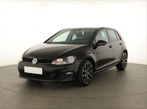 Volkswagen Golf  1.2 TSI 