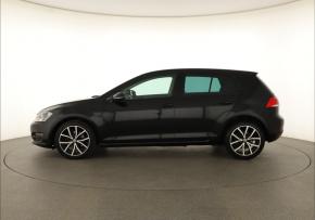 Volkswagen Golf  1.2 TSI 