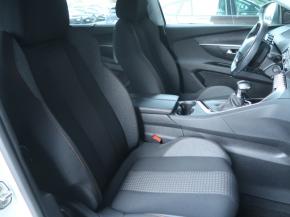 Peugeot 5008  PureTech 130 Active Pack 