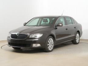 Škoda Superb  2.0 TDI Elegance 