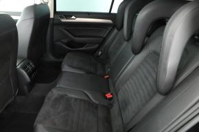 Volkswagen Passat  1.6 TDI 