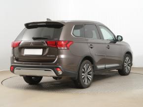 Mitsubishi Outlander  2.0 Instyle 