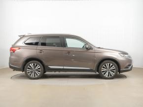 Mitsubishi Outlander  2.0 Instyle 