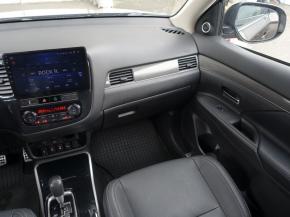 Mitsubishi Outlander  2.0 Instyle 