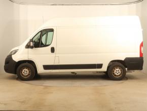 Peugeot Boxer  2.2 BlueHDi . 