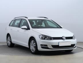 Volkswagen Golf  1.2 TSI 