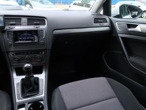 Volkswagen Golf  1.2 TSI 