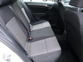 Volkswagen Golf  1.2 TSI 