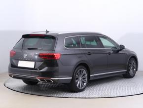 Volkswagen Passat  1.6 TDI Highline 