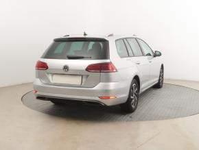 Volkswagen Golf  2.0 TDI 