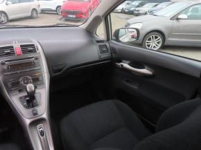 Toyota Auris  1.6 Dual VVT-i 