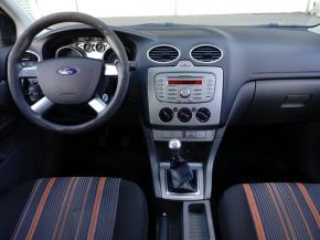 Ford Focus  1.4 16V 