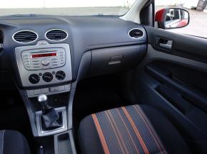 Ford Focus  1.4 16V 