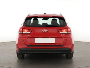 Hyundai i30  1.4 CVVT 