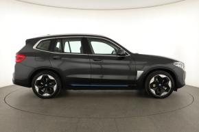 BMW iX3  80 kWh 