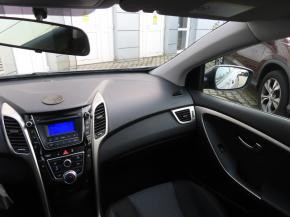 Hyundai i30  1.4 CVVT 