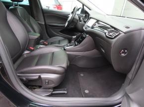 Opel Astra  1.6 CDTI 