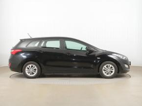 Hyundai i30  1.6 MPI 