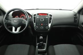 Kia Ceed  1.4 CVVT 