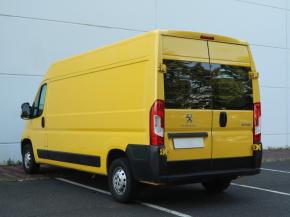 Peugeot Boxer  2.0 BlueHDi 