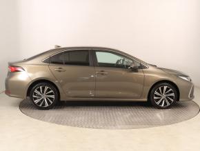 Toyota Corolla  1.5 VVT-i Style 