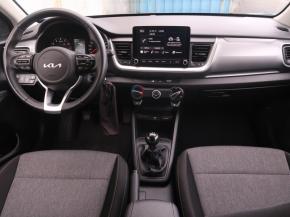 Kia Stonic  1.2 DPI 