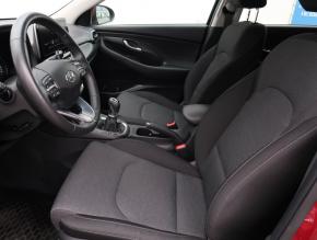 Hyundai i30  1.5 T-GDI MHEV Smart 