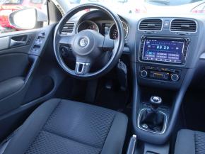 Volkswagen Golf  1.2 TSI 