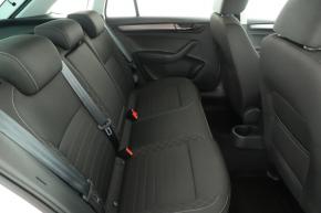 Škoda Rapid Spaceback  1.0 TSI 