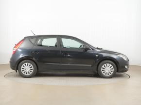 Hyundai i30  1.4 CVVT 