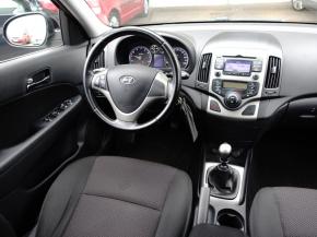 Hyundai i30  1.4 CVVT 