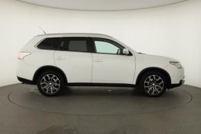 Mitsubishi Outlander  2.2 DI-D 