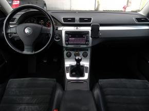 Volkswagen Passat  2.0 TDI 