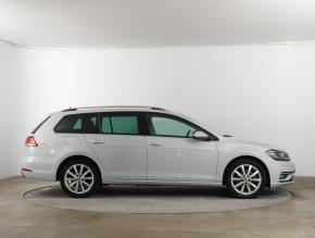 Volkswagen Golf  1.5 TSI 