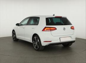 Volkswagen Golf  1.6 TDI 