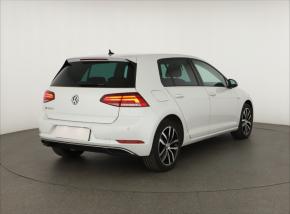 Volkswagen e-Golf  32 kWh, 37 Ah 