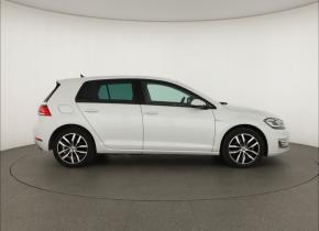 Volkswagen e-Golf  32 kWh, 37 Ah 