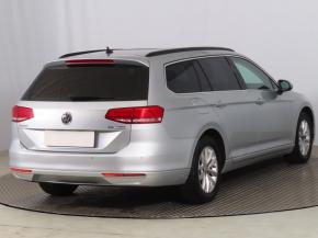 Volkswagen Passat  1.6 TDI 