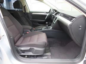 Volkswagen Passat  1.6 TDI 