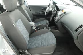 Kia Ceed  1.4 CVVT 