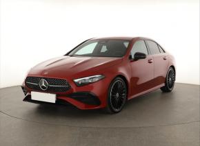 Mercedes-Benz A  A 220 4MATIC AMG Line 